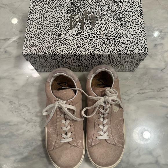 Eytys chunky sneakers in pale pink. - Picture 7 of 7